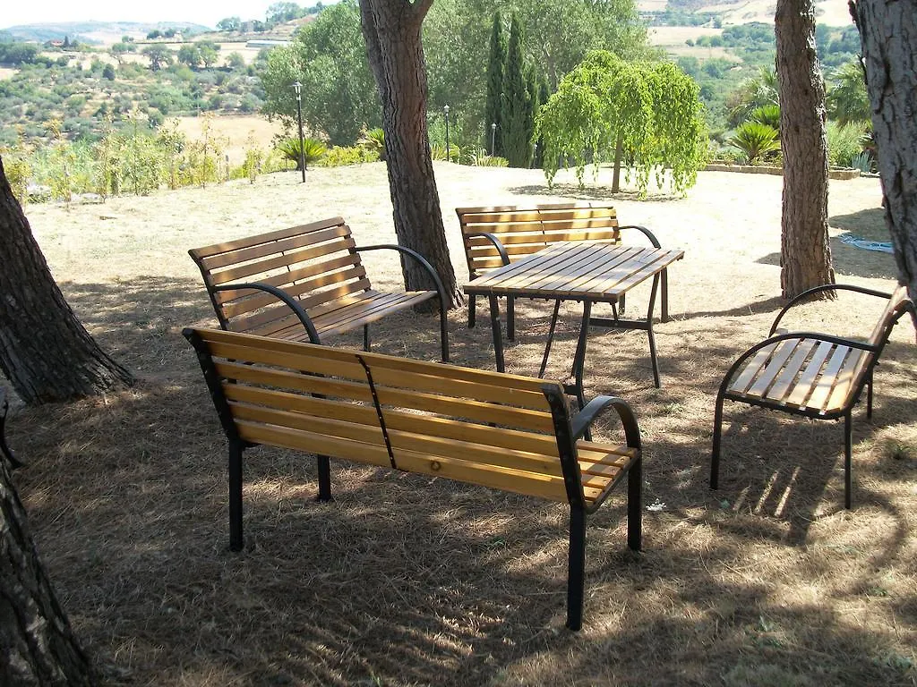 Le Poiane B&B Vacanze San Piero Patti Bed & Breakfast